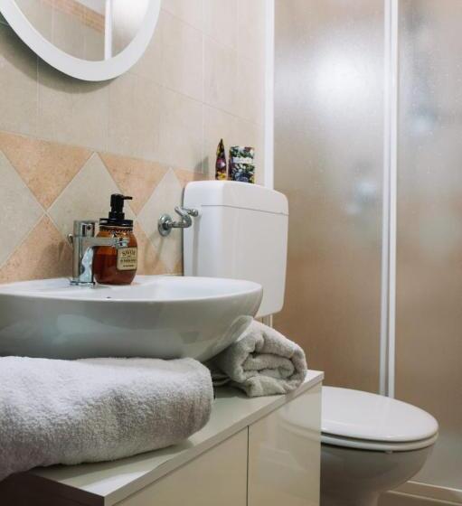 Люкс с Балконом, B&b Anthea
