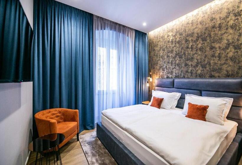 اتاق لوکس, Teatro Suite & Rooms