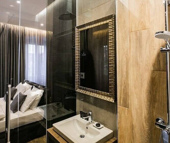 Escritório Deluxe, Teatro Suite & Rooms