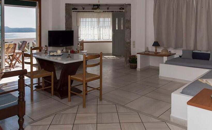 Четырехместный Номер Superior, Villa Mina