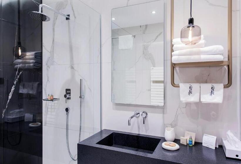 スーペリアールーム, Pod Zidom Rooms