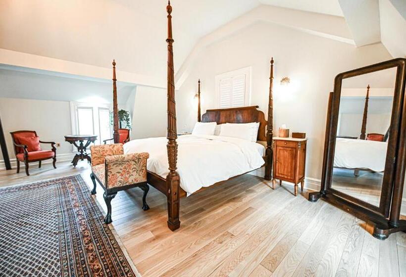 带大床的套房, Stonehaven Le Manoir  Relais & Chateaux