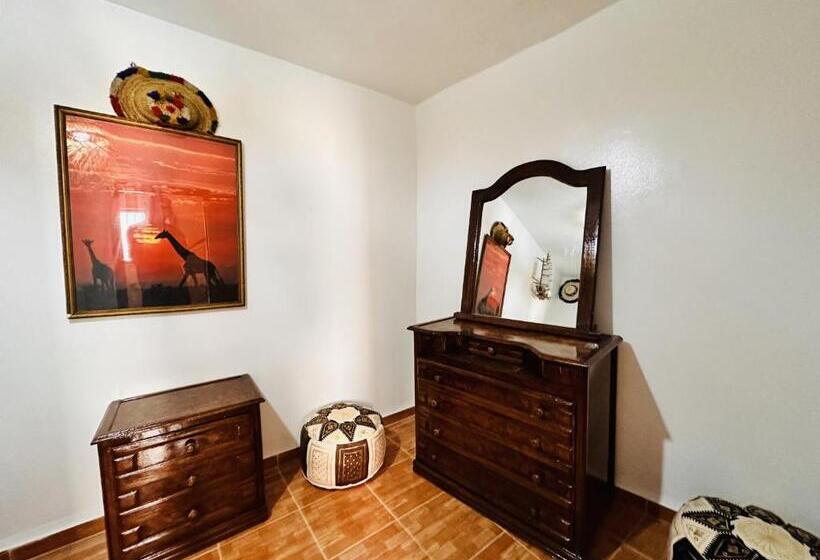 Standard room with outdoor bath, Azoul Surf Hostel Taghazout