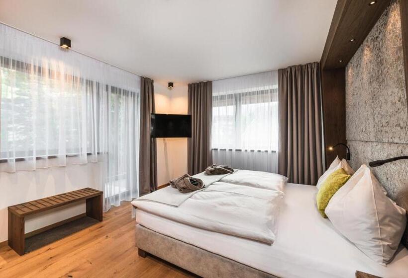 Семейное Студио, Boutique Hotel Planlim