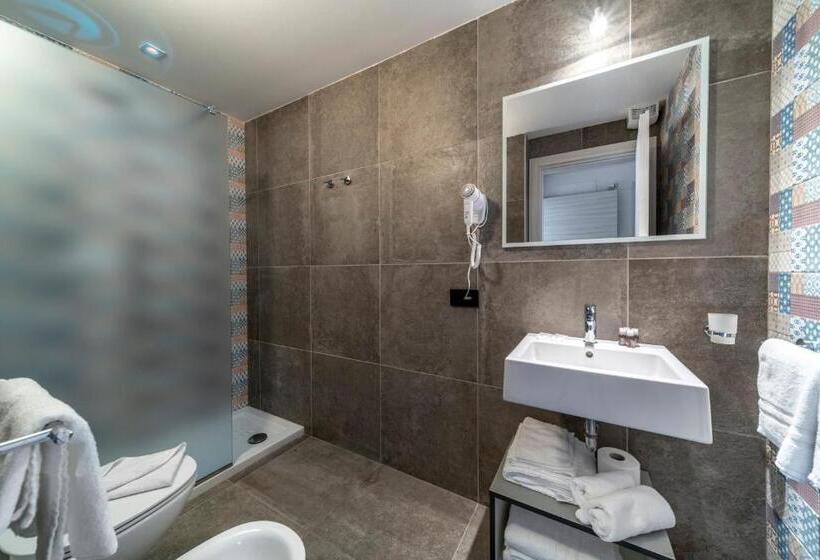 Люкс, Residence Filmare