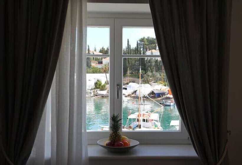 Люкс Superior, Porto Vecchio Luxury Suites