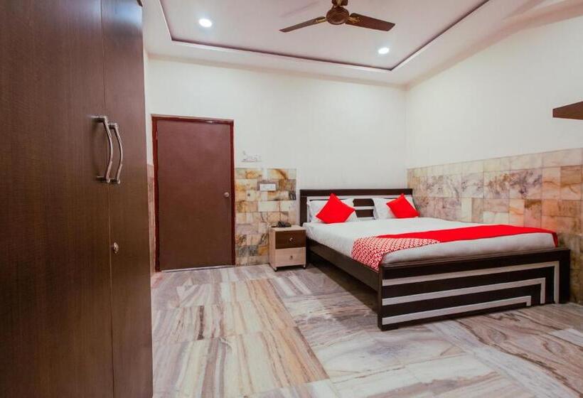 三人经典房间, Super Hotel O Holiday Rani Gunj Opp Punjab National Bank
