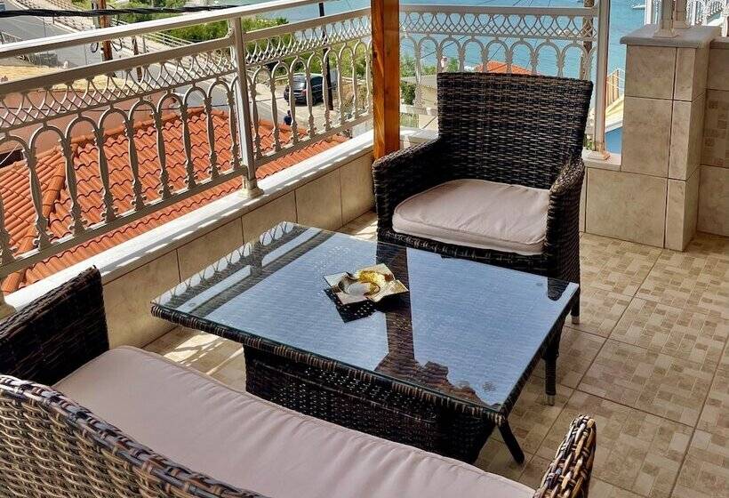 Номер Стандарт Трехместный, Sofotel
