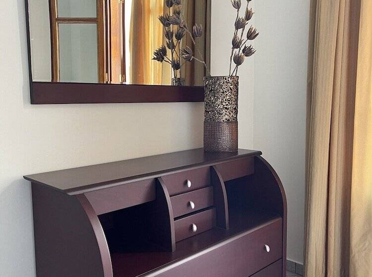 Номер Стандарт Трехместный, Sofotel