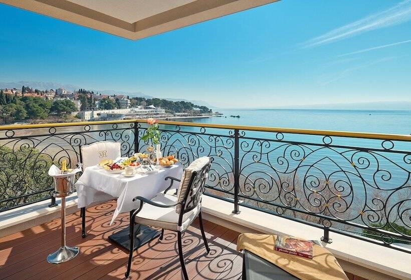 اتاق سوپریور با تخت بزرگ, Villa Harmony