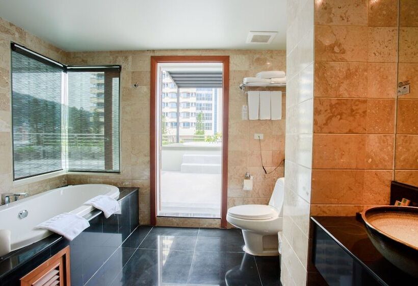 로얄 스위트, The Royal Paradise Hotel & Spa   Sha Extra Plus