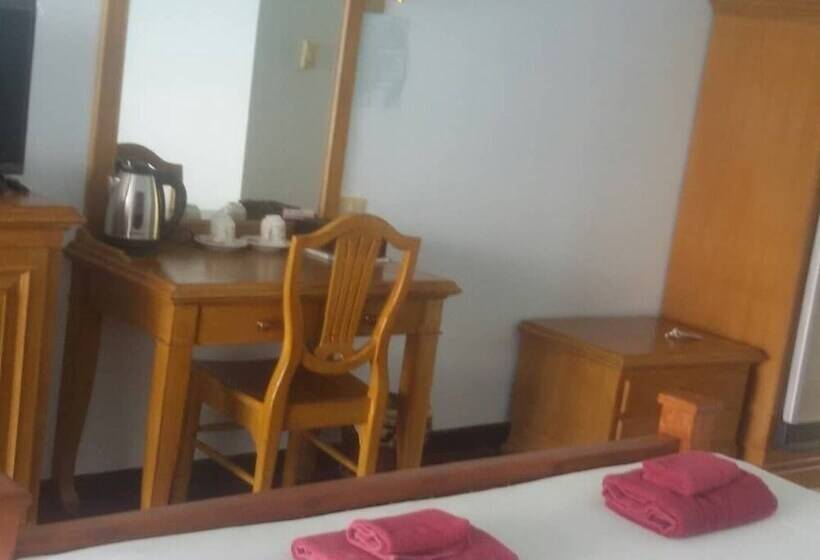 غرفة قياسية, Jansom Beach Resort