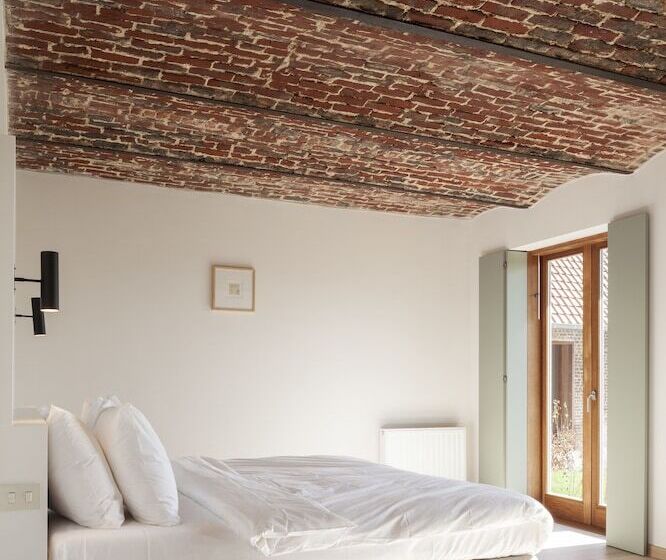 Номер Стандарт, B&b De Deugdzonde