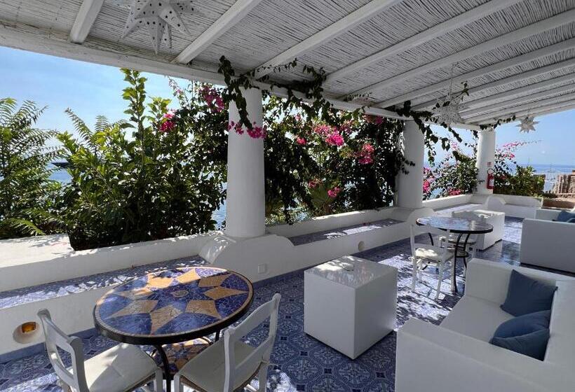 オーシャンビューデラックスルーム, Resort Villa Lydia