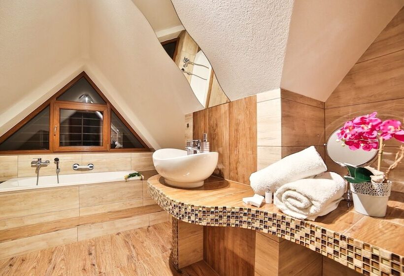 Номер Deluxe, Grand Podhale Resort&spa Zakopane   Jacuzzi   Sauna Fińska I łaźnia Parowa   Widok Na Tatry