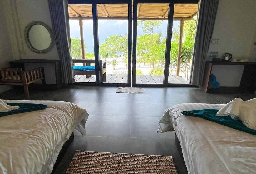 سوییت خانوادگی, Long Beach Resort Koh Rong