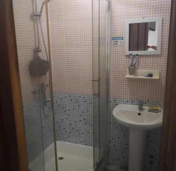 اتاق استاندارد, Micaval Residential