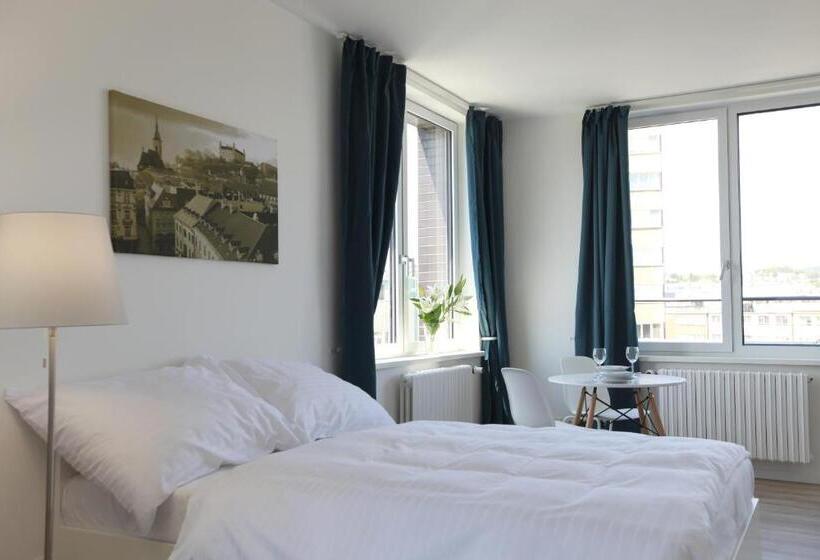 آپارتمان 1 خوابه با بالکن, City Center Best Place Apartments