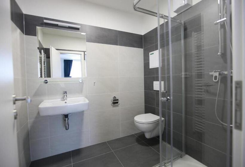 آپارتمان سوپریور 1 خوابه, City Center Best Place Apartments