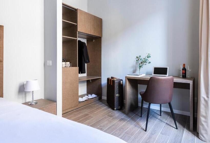 חדר סופריור, Giubbonari Suites