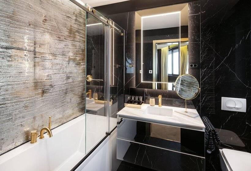 سوئیت دلوکس 2 خوابه, Posh Residence Luxury Suites