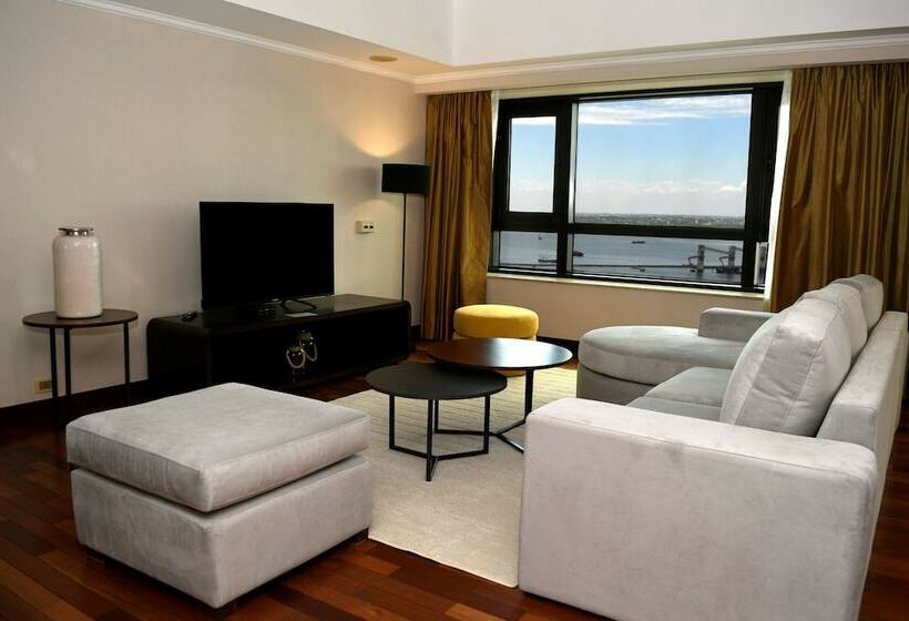 프리미엄 스위트, Radisson Montevideo Victoria Plaza