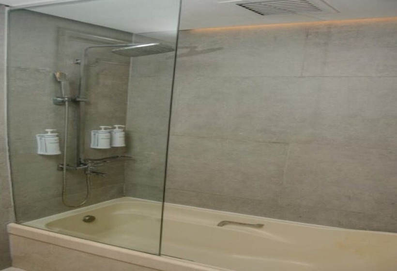 프리미엄 스위트, Radisson Montevideo Victoria Plaza