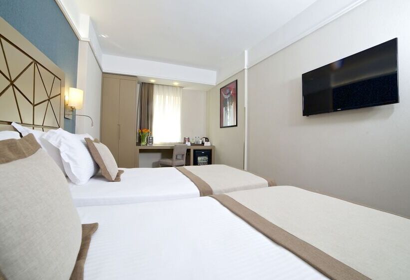 Номер Стандарт, Ramada By Wyndham İstanbul Taksim