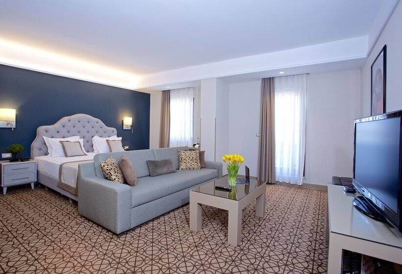 Люкс, Ramada By Wyndham İstanbul Taksim
