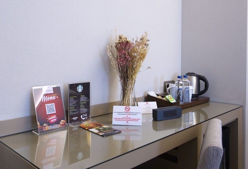 Номер Superior, Ramada By Wyndham İstanbul Taksim