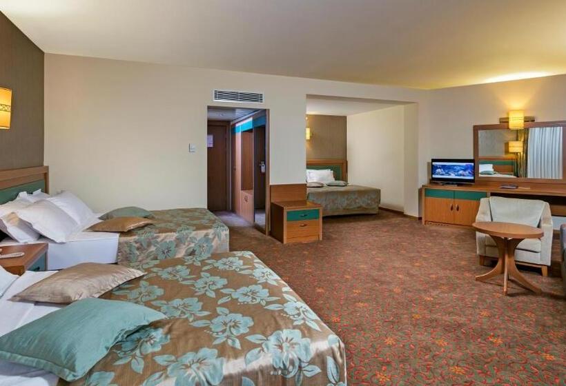 Семейный Полулюкс, özkaymak İncekum Resort