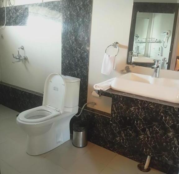 غرفة كومفورت ثلاثية, Comfort Inn Silver Arch Hotel, Mussoorie