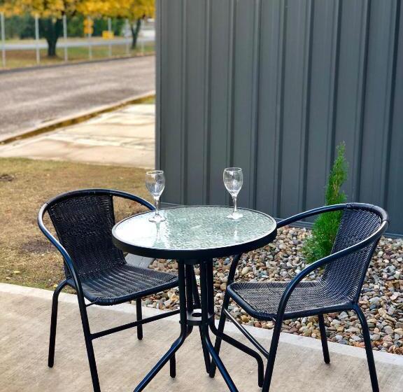 Номер Стандарт, Gundagai Tourist Suites