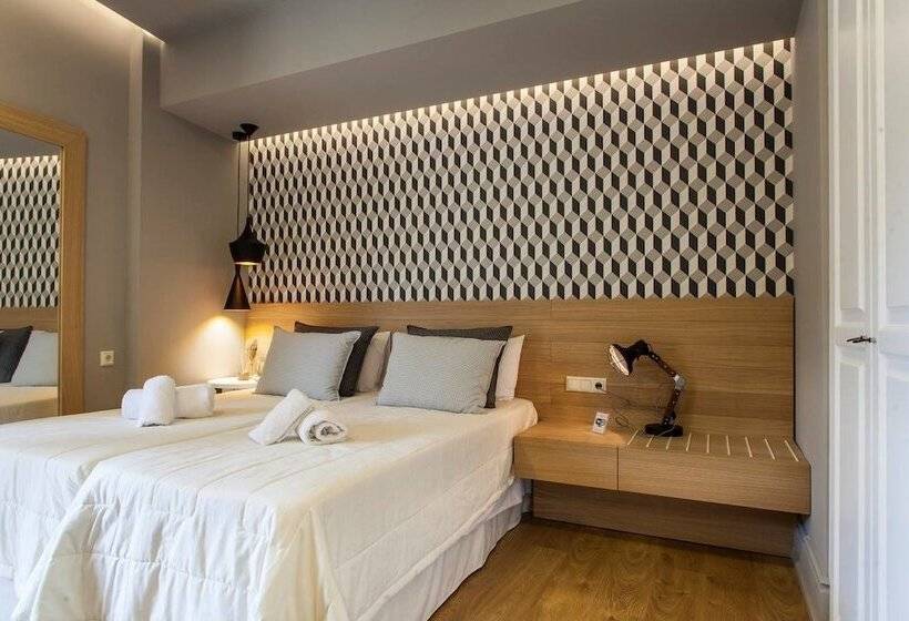 Студия Deluxe, Candia Studios & Rooms