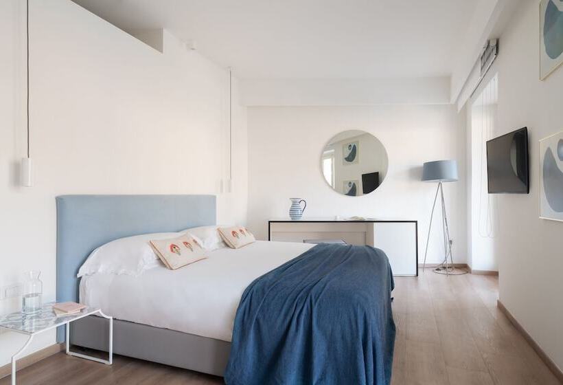 غرفة عائلية, Domo 20 Hotel & Rooftop