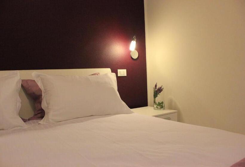 اتاق استاندارد, Rooms Il Punto