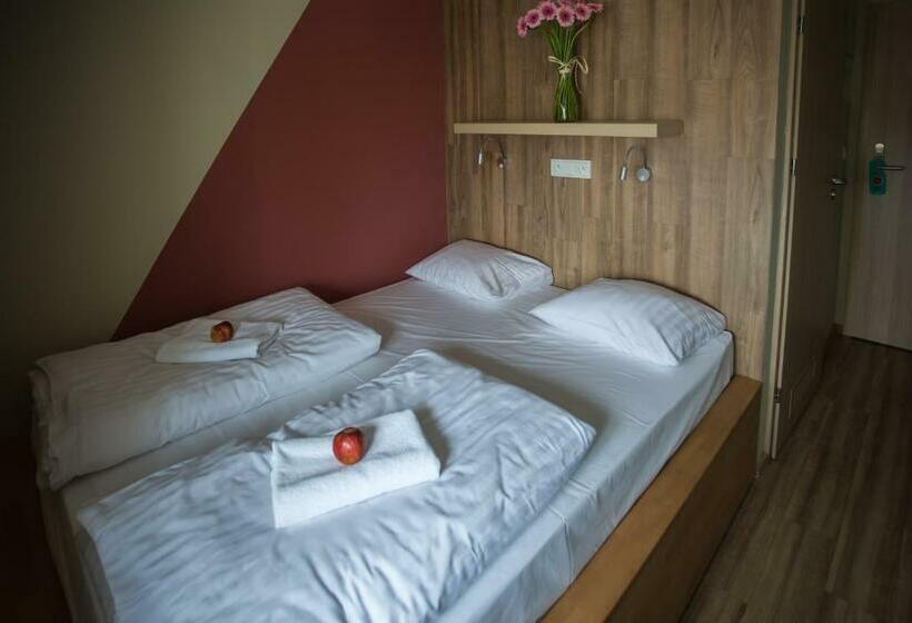 Cameră Standard, Safestay Warsaw Old Town