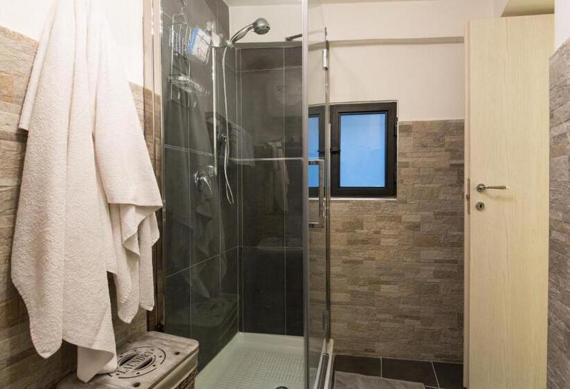 סוויטת ג'וניור בקומת קרקע, Navona Open Space Apartments