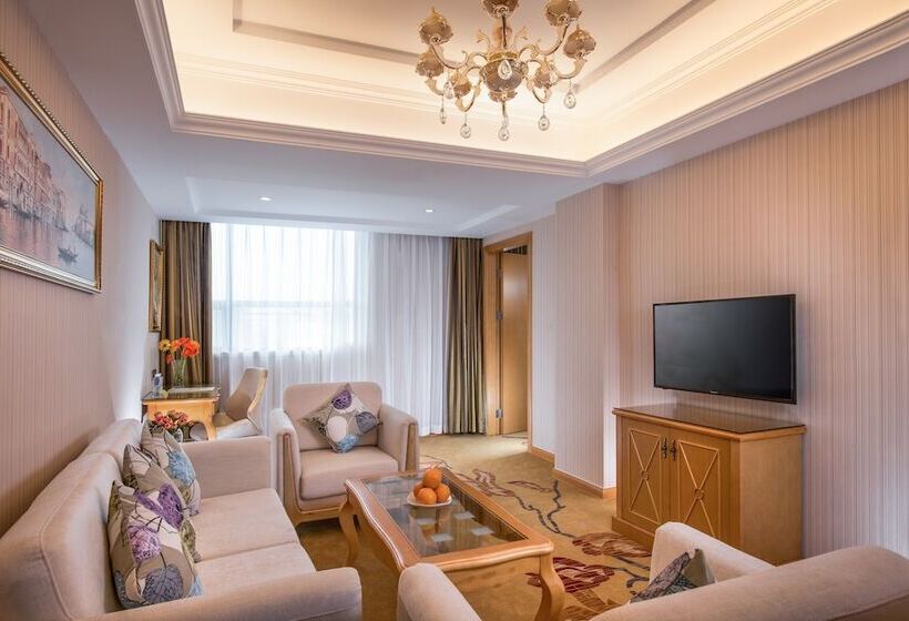 جناح إدارى, Vienna Hotel Shenzhen   Fuyong Metro Station Branch