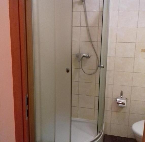 Quarto Estandar, Dom Gościnny Gerus