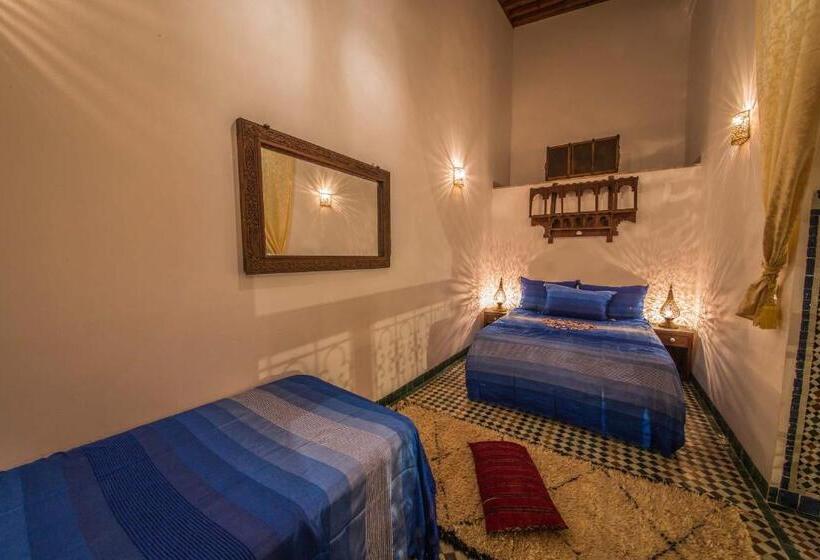 اتاق استاندارد سه نفره, Riad Gzira Fez