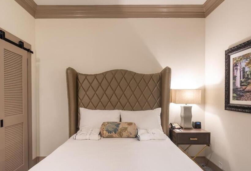 غرفة قياسية, Andrew Pinckney Inn