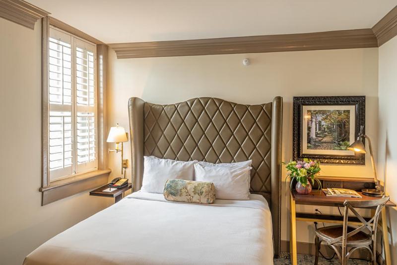 غرفة قياسية, Andrew Pinckney Inn
