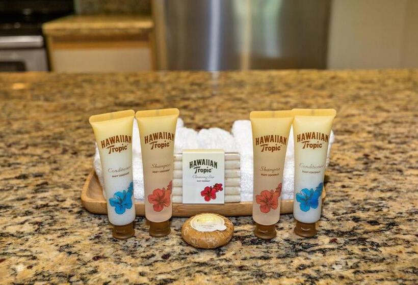 Номер Deluxe, Aston At The Maui Banyan