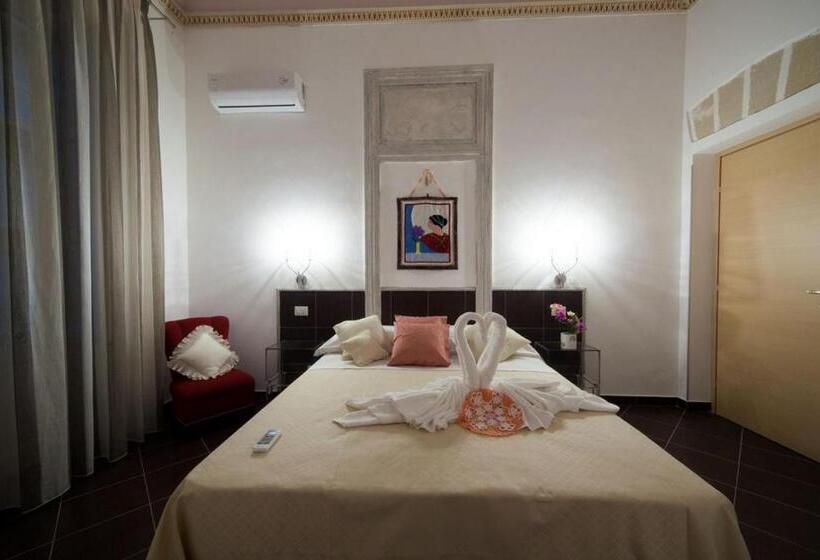 小型套房, Belle Epoque B&b
