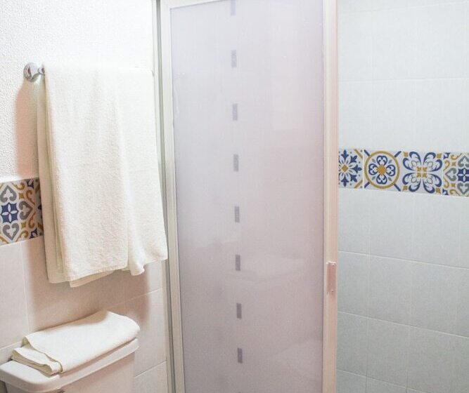 اتاق لوکس, Casa Gubidxa