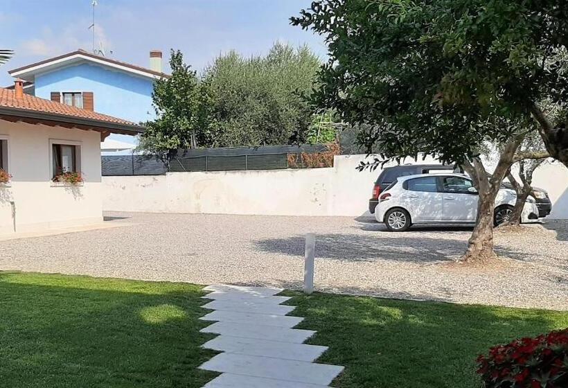اتاق پنت هاوس, Corte Mantovani