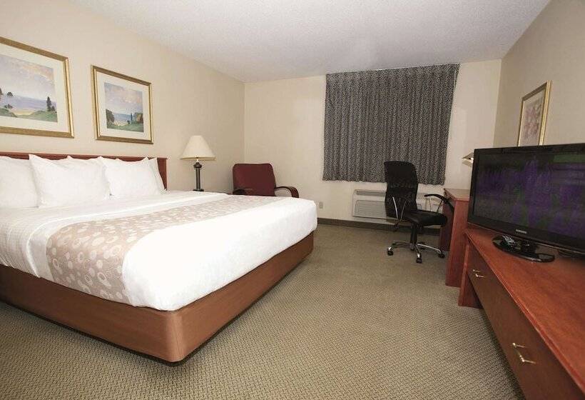 Президентский Люкс, La Quinta Inn By Wyndham Milwaukee Airport / Oak Creek