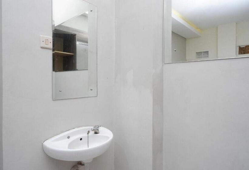 Семейный Номер, Reddoorz Near Rsud Margono Purwokerto 3