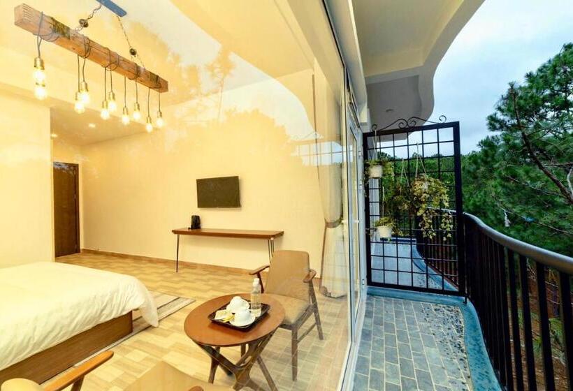 اتاق لوکس با چشم‌انداز باغ, Romeo & Juliet S Hồ Tuyền Lâm Dalat